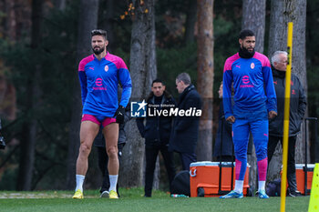 2023-11-27 - Olivier Giroud of AC Milan (L) and Ruben Loftus-Cheek of AC Milan seen in action during the AC Milan training session at Milanello Sports Center ahead of their UEFA Champions League 2023/24 Group Stage F match against Borussia Dortmund at Centro Sportivo Milanello, Carnago, Italy on November 27, 2023 - AC MILAN TRAINING - UEFA CHAMPIONS LEAGUE - SOCCER