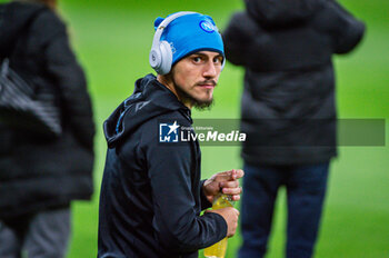 2023-11-28 - Eljif Elmas of Napoli seen during field recognition a day before the Champions League football match between Real Madrid and Napoli at Bernabeu Stadium in Madrid, Spain. - CHAMPIONS LEAGUE: NAPOLI PRESS CONFERENCE IN MADRID - UEFA CHAMPIONS LEAGUE - SOCCER