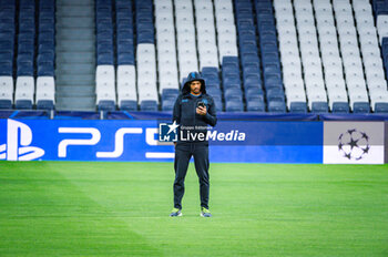 2023-11-28 - Juan Jesus of Napoli seen during field recognition a day before the Champions League football match between Real Madrid and Napoli at Bernabeu Stadium in Madrid, Spain. - CHAMPIONS LEAGUE: NAPOLI PRESS CONFERENCE IN MADRID - UEFA CHAMPIONS LEAGUE - SOCCER