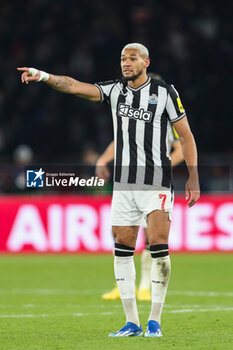 2023-11-28 - Newcastle United forward Joelinton during the UEFA Champions League, Group F football match between Paris Saint-Germain and Newcastle United on November 28, 2023 at Parc des Princes stadium in Paris, France - FOOTBALL - CHAMPIONS LEAGUE - PARIS SG V NEWCASTLE - UEFA CHAMPIONS LEAGUE - SOCCER