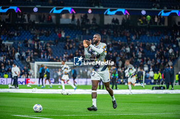 2023-11-29 - Antonio Rudiger of Real Madrid seen warming up before the Champions League football match between Real Madrid and Napoli at Bernabeu Stadium in Madrid, Spain. - REAL MADRID VS NAPOLI - UEFA CHAMPIONS LEAGUE - SOCCER