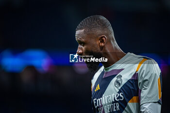 2023-11-29 - Antonio Rudiger of Real Madrid seen warming up before the Champions League football match between Real Madrid and Napoli at Bernabeu Stadium in Madrid, Spain. - REAL MADRID VS NAPOLI - UEFA CHAMPIONS LEAGUE - SOCCER