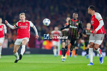 2023-11-29 - Arsenal defender Oleksandr Zinchenko (35) passes the ball to Arsenal defender Gabriel (6) during the UEFA Champions League, Group B football match between Arsenal and RC Lens on 29 November 2023 at the Emirates Stadium in London, England - FOOTBALL - CHAMPIONS LEAGUE - ARSENAL V LENS - UEFA CHAMPIONS LEAGUE - SOCCER