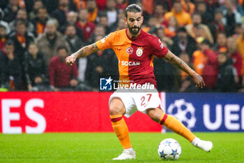 2023-11-29 - Sergio Oliveira of Galatasaray during the UEFA Champions League, Group A football match between Galatasaray and Manchester United on November 29, 2023 at the Ali Sami Yen Arena in Istanbul, Turkey - FOOTBALL - CHAMPIONS LEAGUE - GALATASARAY V MANCHESTER UNITED - UEFA CHAMPIONS LEAGUE - SOCCER