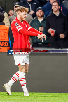 2023-12-12 - Yorbe Vertessen of PSV celebrates his goal 1-1 during the UEFA Champions League, Group B football match between PSV and Arsenal on December 12, 2023 at the Phillips Stadion in Eindhoven, Netherlands - FOOTBALL - CHAMPIONS LEAGUE - PSV V ARSENAL - UEFA CHAMPIONS LEAGUE - SOCCER