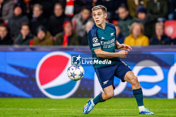 2023-12-12 - Leandro Trossard of Arsenal during the UEFA Champions League, Group B football match between PSV and Arsenal on December 12, 2023 at the Phillips Stadion in Eindhoven, Netherlands - FOOTBALL - CHAMPIONS LEAGUE - PSV V ARSENAL - UEFA CHAMPIONS LEAGUE - SOCCER