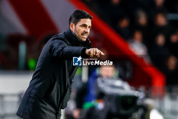 2023-12-12 - Manager Mikel Arteta of Arsenal during the UEFA Champions League, Group B football match between PSV and Arsenal on December 12, 2023 at the Phillips Stadion in Eindhoven, Netherlands - FOOTBALL - CHAMPIONS LEAGUE - PSV V ARSENAL - UEFA CHAMPIONS LEAGUE - SOCCER