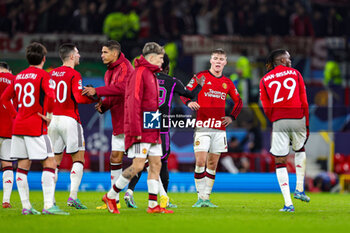 2023-12-13 - Manchester United players looks dejected at full time during the UEFA Champions League, Group A football match between Manchester United and Bayern Munich on 12 December 2023 at Old Trafford in Manchester, England - FOOTBALL - CHAMPIONS LEAGUE - MANCHESTER UNITED V BAYERN MUNICH - UEFA CHAMPIONS LEAGUE - SOCCER