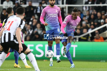 2023-12-13 - Rafael Leao (10) of AC Milan during the UEFA Champions League, Group F football match between Newcastle United and AC Milan on 13 December 2023 at St. James's Park in Newcastle, England - FOOTBALL - CHAMPIONS LEAGUE - NEWCASTLE V AC MILAN - UEFA CHAMPIONS LEAGUE - SOCCER