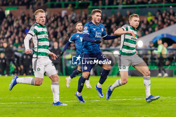 2023-12-13 - Santiago Gimenez of Feyenoord during the UEFA Champions League, Group E football match between Celtic FC and Feyenoord on December 13, 2023 at Celtic Park in Glasgow, Scotland - FOOTBALL - CHAMPIONS LEAGUE - CELTIC V FEYENOORD - UEFA CHAMPIONS LEAGUE - SOCCER