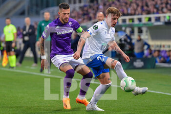 2023-04-20 - Michal Skoras (Lech Poznan) and Cristiano Biraghi (ACF Fiorentina) - ACF FIORENTINA VS LECH POZNAN - UEFA CONFERENCE LEAGUE - SOCCER
