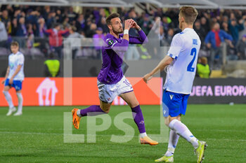 2023-04-20 - Gaetano Castrovilli (ACF Fiorentina) celebrates after scoring a goal - ACF FIORENTINA VS LECH POZNAN - UEFA CONFERENCE LEAGUE - SOCCER