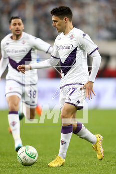 2023-04-13 - Josip Brekalo of Fiorentina during the UEFA Europa Conference League, Quarter-finals, 1st leg football match between KKS Lech Poznan and ACF Fiorentina on April 13, 2023 at INEA Stadion in Poznan, Poland - FOOTBALL - CONFERENCE LEAGUE - LECH POZNAN V FIORENTINA - UEFA CONFERENCE LEAGUE - SOCCER