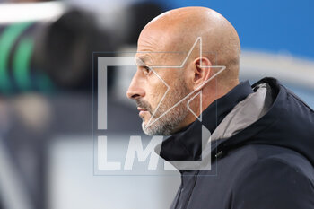 2023-04-13 - Coach Vincenzo Italiano of Fiorentina during the UEFA Europa Conference League, Quarter-finals, 1st leg football match between KKS Lech Poznan and ACF Fiorentina on April 13, 2023 at INEA Stadion in Poznan, Poland - FOOTBALL - CONFERENCE LEAGUE - LECH POZNAN V FIORENTINA - UEFA CONFERENCE LEAGUE - SOCCER