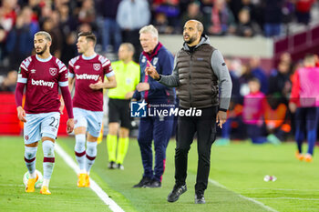 2023-05-12 - Coach Pascal Jansen of AZ Alkmaar during the UEFA Europa Conference League, Semi-finals, 1st leg football match between West Ham United and AZ Alkmaar on 11 May 2023 at the London Stadium in London, England - FOOTBALL - CONFERENCE LEAGUE - WEST HAM V AZ ALKMAAR - UEFA CONFERENCE LEAGUE - SOCCER