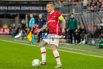 2023-05-18 - Jordy Clasie of AZ Alkmaar during the UEFA Europa Conference League, Semi-finals, 2nd leg football match between AZ and West Ham United on May 18, 2023 at the AFAS Stadion in Alkmaar, Netherlands - FOOTBALL - CONFERENCE LEAGUE - AZ ALKMAAR V WEST HAM - UEFA CONFERENCE LEAGUE - SOCCER
