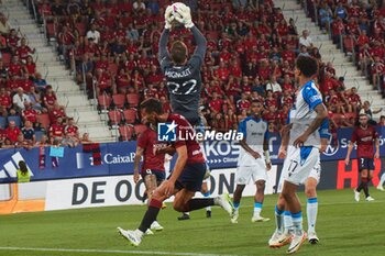 2023-08-24 - Pamplona, Spain. 24th Aug 2023. Sports. Football/Soccer.Simon Mignolet (22. Club Brugge ), Lucas Torro (6. CA Osasuna) and Tajon Buchanan (17. Club Brugge ) during the football match of First leg of the UEFA Europa Conference League qualifier play-off between CA Osasuna and Club Brugge played at El Sadar stadium in Pamplona (Spain) on August 24, 2023. Credit: Inigo Alzugaray/CordonPress - UEFA EUROPA CONFERENCE LEAGUE: CA OSASUNA VS CLUB BRUGGE, PAMPLONA, SPAIN - UEFA CONFERENCE LEAGUE - SOCCER