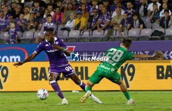 2023-08-31 - Christian Kouame (Fiorentina) against Moritz Oswald (Rapid Vienna) - ACF FIORENTINA VS SK RAPID WIEN - UEFA CONFERENCE LEAGUE - SOCCER