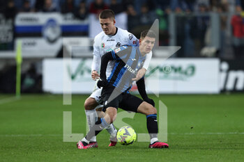 2023-01-19 - Ederson of Atalanta BC is challenged by Emil Holm of Spezia Calcio  - ATALANTA BC VS SPEZIA CALCIO - ITALIAN CUP - SOCCER