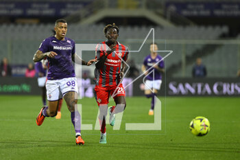 2023-04-27 - Igor of ACF Fiorentina and Felix Afena-Gyan of U.S. Cremonese during the Coppa Italia Semi Final match between ACF Fiorentina vs US Cremonese at Stadio Artemio Franchi on April 27, 2023 in Florence, Italy. - SEMIFINAL - ACF FIORENTINA VS US CREMONESE - ITALIAN CUP - SOCCER