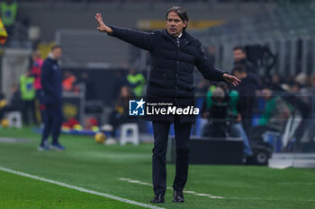 2023-12-20 - Simone Inzaghi Head Coach of FC Internazionale gestures during Coppa Italia 2023/24 Round of 16 football match between FC Internazionale and Bologna FC at Giuseppe Meazza Stadium, Milan, Italy on December 20, 2023 - INTER - FC INTERNAZIONALE VS BOLOGNA FC - ITALIAN CUP - SOCCER