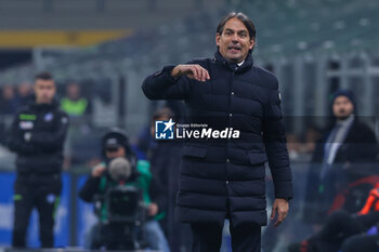 2023-12-20 - Simone Inzaghi Head Coach of FC Internazionale gestures during Coppa Italia 2023/24 Round of 16 football match between FC Internazionale and Bologna FC at Giuseppe Meazza Stadium, Milan, Italy on December 20, 2023 - INTER - FC INTERNAZIONALE VS BOLOGNA FC - ITALIAN CUP - SOCCER