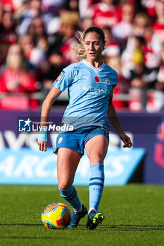 2023-11-05 - Manchester City's Laia Aleixandri during the Women's English championship, Super League football match between Arsenal and Manchester City on 5 November 2023 at Meadow Park Stadium in Borehamwood, England - FOOTBALL - WOMEN'S ENGLISH CHAMP - ARSENAL V MANCHESTER CITY - ENGLISH FA WOMEN'S SUPER LEAGUE - SOCCER