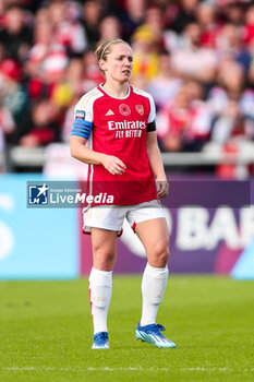 2023-11-05 - Arsenal's Kim Little during the Women's English championship, Super League football match between Arsenal and Manchester City on 5 November 2023 at Meadow Park Stadium in Borehamwood, England - FOOTBALL - WOMEN'S ENGLISH CHAMP - ARSENAL V MANCHESTER CITY - ENGLISH FA WOMEN'S SUPER LEAGUE - SOCCER