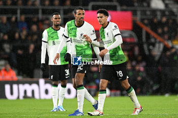 2023-11-01 - Joel Matip (32) and Jarell Quansah (78) of Liverpool during the English League Cup, EFL Carabao Cup, round of 16 football match between Bournemouth and Liverpool on 1 November 2023 at the Vitality Stadium in Bournemouth, England - FOOTBALL - ENGLISH LEAGUE CUP - BOURNEMOUTH V LIVERPOOL - ENGLISH LEAGUE CUP - SOCCER
