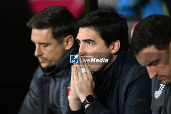 2023-11-01 - AFC Bournemouth manager Andoni Iraola during the English League Cup, EFL Carabao Cup, round of 16 football match between Bournemouth and Liverpool on 1 November 2023 at the Vitality Stadium in Bournemouth, England - FOOTBALL - ENGLISH LEAGUE CUP - BOURNEMOUTH V LIVERPOOL - ENGLISH LEAGUE CUP - SOCCER