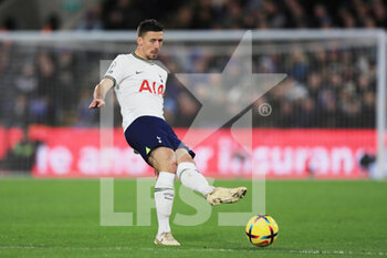 2023-01-04 - Clément Lenglet of Tottenham during the English championship Premier League football match between Crystal Palace and Tottenham Hotspur on January 4, 2023 at Selhurst Park in London, England - FOOTBALL - ENGLISH CHAMP - CRYSTAL PALACE V TOTTENHAM - ENGLISH PREMIER LEAGUE - SOCCER