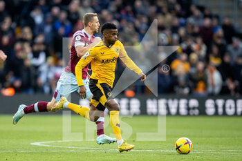 2023-01-14 - Wolverhampton Wanderers defender Nelson Semedo during the English championship Premier League football match between Wolverhampton Wanderers and West Ham United on January 14, 2023 at Molineux stadium in Wolverhampton, England - FOOTBALL - ENGLISH CHAMP - WOLVERHAMPTON V WEST HAM - ENGLISH PREMIER LEAGUE - SOCCER