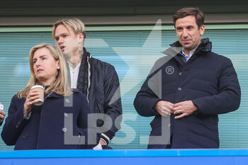 2023-01-15 - Chelsea’s new signing, Mykhailo Mudryk (centre)during the Premier League match between Chelsea and Crystal Palace at Stamford Bridge, London, England on 15 January 2023. Photos Toyin Oshodi / ProSportsImages / DPPI - FOOTBALL - ENGLISH CHAMP - CHELSEA V CRYSTAL PALACE - ENGLISH PREMIER LEAGUE - SOCCER