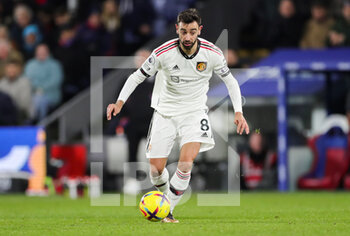 2023-01-19 - Manchester United midfielder Bruno Fernandes during the English championship Premier League football match between Crystal Palace and Manchester United on January 18, 2023 at Selhurst Park in London, England - FOOTBALL - ENGLISH CHAMP - CRYSTAL PALACE V MANCHESTER UNITED - ENGLISH PREMIER LEAGUE - SOCCER