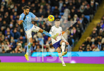 2023-01-20 - Clement Lenglet (34) of Tottenham Hotspur during the English championship Premier League football match between Manchester City and Tottenham Hotspur on January 19, 2023 at the Etihad Stadium in Manchester, England - FOOTBALL - ENGLISH CHAMP - MANCHESTER CITY V TOTTENHAM - ENGLISH PREMIER LEAGUE - SOCCER