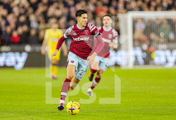 2023-01-22 - Nayef Aguerd (27) of West Ham United during the English championship Premier League football match between West Ham United and Everton on January 21, 2023 at the London Stadium in London, England - FOOTBALL - ENGLISH CHAMP - WEST HAM V EVERTON - ENGLISH PREMIER LEAGUE - SOCCER