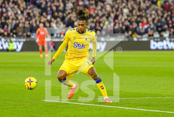 2023-01-22 - Alex Iwobi (17) of Everton during the English championship Premier League football match between West Ham United and Everton on January 21, 2023 at the London Stadium in London, England - FOOTBALL - ENGLISH CHAMP - WEST HAM V EVERTON - ENGLISH PREMIER LEAGUE - SOCCER