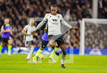 24/01/2023 - Issa Diop (31) of Fulham during the English championship Premier League football match between Fulham and Tottenham Hotspur on January 23, 2023 at Craven Cottage in London, England - FOOTBALL - ENGLISH CHAMP - FULHAM V TOTTENHAM - ENGLISH PREMIER LEAGUE - CALCIO