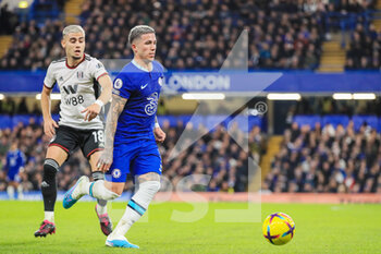 2023-02-03 - Chelsea midfielder Enzo Fernandez (5) during the English championship Premier League football match between Chelsea and Fulham on February 3, 2023 at Stamford Bridge in London, England - FOOTBALL - ENGLISH CHAMP - CHELSEA V FULHAM - ENGLISH PREMIER LEAGUE - SOCCER