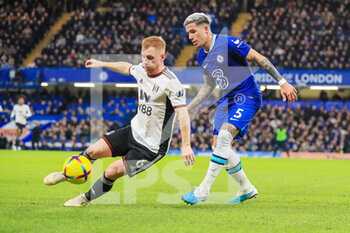 2023-02-03 - Fulham midfielder Harrison Reed (6) and Chelsea midfielder Enzo Fernandez (5) during the English championship Premier League football match between Chelsea and Fulham on February 3, 2023 at Stamford Bridge in London, England - FOOTBALL - ENGLISH CHAMP - CHELSEA V FULHAM - ENGLISH PREMIER LEAGUE - SOCCER