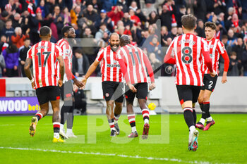 2023-02-04 - Brentford midfielder Bryan Mbeumo (19) scores a goal and celebrates 2-0 during the English championship Premier League football match between Brentford and Southampton on February 4, 2023 at Gtech Community Stadium in Brentford, England - FOOTBALL - ENGLISH CHAMP - BRENTFORD V SOUTHAMPTON - ENGLISH PREMIER LEAGUE - SOCCER