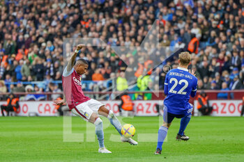 2023-02-04 - Aston Villa defender Ashley Young (18) shoots during the English championship Premier League football match between Aston Villa and Leicester City on February 4, 2023 at Villa Park in Birmingham, England - FOOTBALL - ENGLISH CHAMP - ASTON VILLA V LEICESTER - ENGLISH PREMIER LEAGUE - SOCCER
