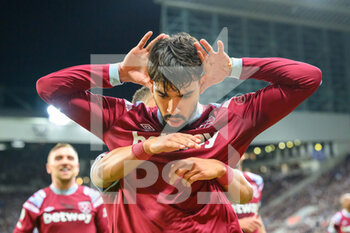 2023-02-04 - Lucas Paqueta of West Ham celebrates after scoring the equalising goal 1-1 during the English championship Premier League football match between Newcastle United and West Ham United on February 4, 2023 at St James' Park in Newcastle, England - FOOTBALL - ENGLISH CHAMP - NEWCASTLE V WEST HAM - ENGLISH PREMIER LEAGUE - SOCCER