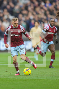 2023-02-11 - West Ham United forward Jarrod Bowen during the English championship Premier League football match between West Ham United and Chelsea on February 11, 2023 at the London Stadium in London, England - FOOTBALL - ENGLISH CHAMP - WEST HAM V CHELSEA - ENGLISH PREMIER LEAGUE - SOCCER