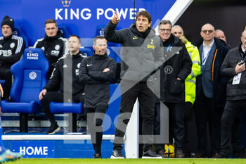 2023-02-11 - Tottenham Hotspur Manager Antonio Conte during the English championship Premier League football match between Leicester City and Tottenham Hotspur on February 11, 2023 at the King Power Stadium in Leicester, England - FOOTBALL - ENGLISH CHAMP - LEICESTER V TOTTENHAM - ENGLISH PREMIER LEAGUE - SOCCER