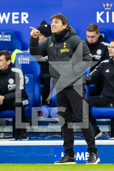 2023-02-11 - Tottenham Hotspur Manager Antonio Conte during the English championship Premier League football match between Leicester City and Tottenham Hotspur on February 11, 2023 at the King Power Stadium in Leicester, England - FOOTBALL - ENGLISH CHAMP - LEICESTER V TOTTENHAM - ENGLISH PREMIER LEAGUE - SOCCER