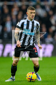 2023-02-18 - Kieran Trippier of Newcastle during the English championship Premier League football match between Newcastle United and Liverpool on February 18, 2023 at St James’ Park in Newcastle, England - FOOTBALL - ENGLISH CHAMP - NEWCASTLE V LIVERPOOL - ENGLISH PREMIER LEAGUE - SOCCER