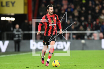 2023-02-25 - Adam Smith (15) of AFC Bournemouth during the English championship Premier League football match between Bournemouth and Manchester City on 25 February 2023 at the Vitality Stadium in Bournemouth, England - FOOTBALL - ENGLISH CHAMP - BOURNEMOUTH V MANCHESTER CITY - ENGLISH PREMIER LEAGUE - SOCCER