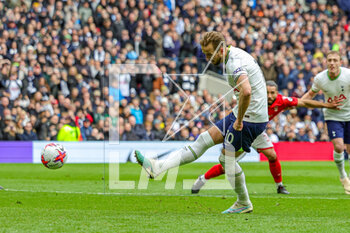 2023-03-12 - Harry Kane (10) of Tottenham Hotspur scores from the penalty spot 2-0 during the English championship Premier League football match between Tottenham Hotspur and Nottingham Forest on 11 March 2023 at Tottenham Hotspur Stadium in London, England - FOOTBALL - ENGLISH CHAMP - TOTTENHAM V NOTTINGHAM FOREST - ENGLISH PREMIER LEAGUE - SOCCER
