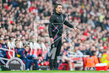 2023-03-19 - Crystal Palace caretaker manager Paddy McCarthy during the English championship Premier League football match between Arsenal and Crystal Palace on 19 March 2023 at the Emirates Stadium in London, England - FOOTBALL - ENGLISH CHAMP - ARSENAL V CRYSTAL PALACE - ENGLISH PREMIER LEAGUE - SOCCER